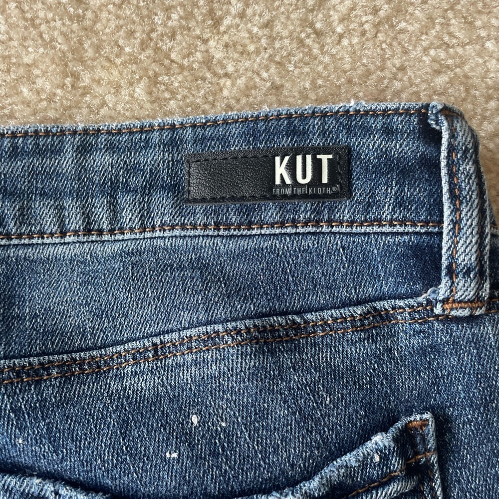 Kut from the Kloth Reese Ankle Straight leg Jeans. Women size 4 - Picture 5 of 14